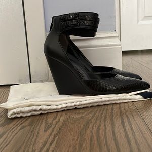 Chunky heels